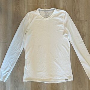 Patagonia Women’s Capilene Silkweight Long Sleeve Top – Lightweight Performance